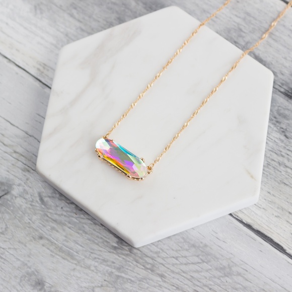 'Crystalline' Necklace - Picture 6 of 6